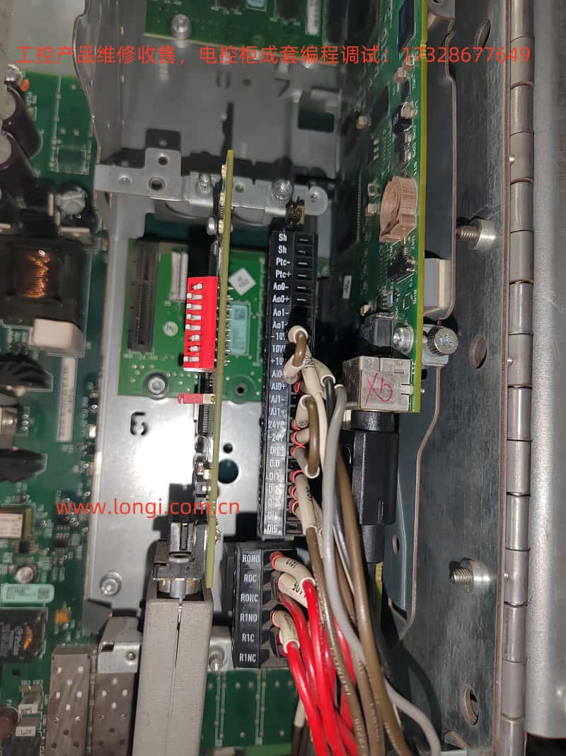 powerflex 750內(nèi)部結(jié)構(gòu)和端子圖.jpg
